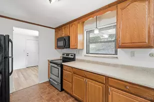 1034 Terrytown Ct, Springdale, OH 45246 - Photo 10