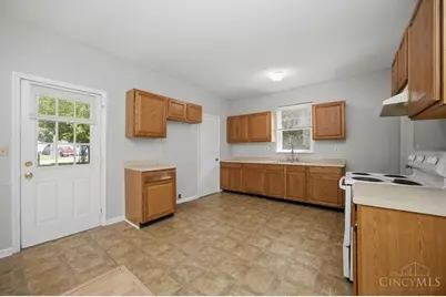 1915 Woodlawn Avenue, Middletown, OH 45044 - Photo 12