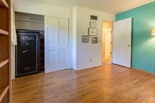 1585 Silverglade Ct, Springfield Township, OH 45240 - Photo 24