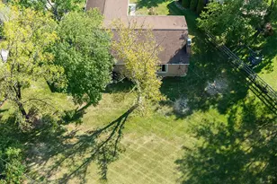 1585 Silverglade Ct, Springfield Township, OH 45240 - Photo 4