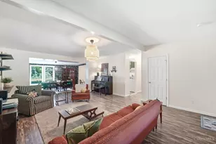 9084 Arrowhead Ct, Springfield Township, OH 45231 - Photo 6