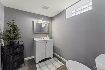 6784 Tarawa Drive, Cincinnati, OH 45224 - Photo 36