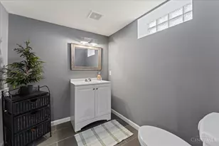 6784 Tarawa Dr, Cincinnati, OH 45224 - Photo 36