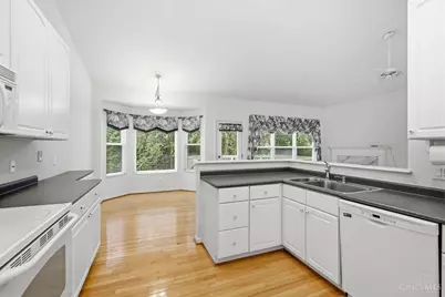 10187 Meadowknoll Drive, Symmes Township, OH 45140 - Photo 24