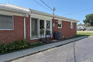 224 S East St, Hillsboro, OH 45133 - Photo 8