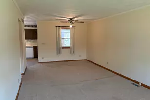 224 S East St, Hillsboro, OH 45133 - Photo 14