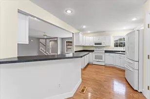 1016 Olde Station Ct, Fairfield, OH 45014 - Photo 12