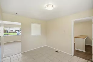 766 Hargrove Way, Forest Park, OH 45240 - Photo 14