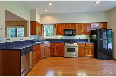 699 Totten Way, Cincinnati, OH 45226 - Photo 10