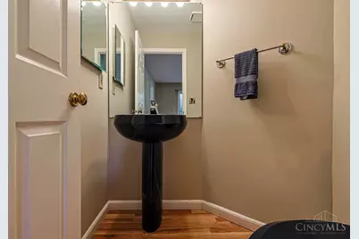 699 Totten Way, Cincinnati, OH 45226 - Photo 14