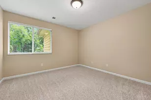977 Cedar Ridge Dr, Pierce Township, OH 45245 - Photo 8