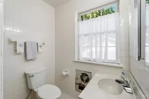 16 Vermont Ave, Wyoming, OH 45215 - Photo 14