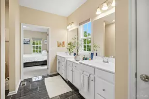 7884 Pinnacle Point Dr, West Chester, OH 45069 - Photo 24