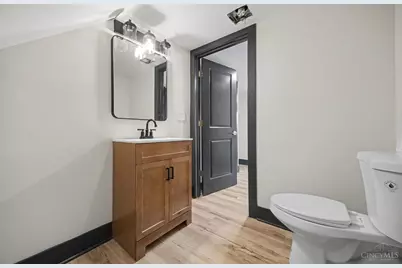 112 Valencia, Cincinnati, OH 45219 - Photo 22