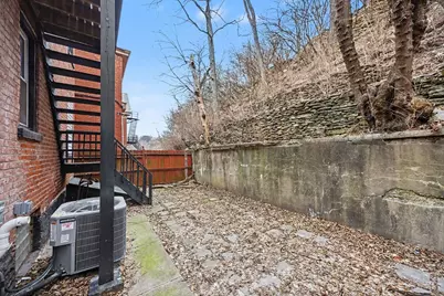 112 Valencia, Cincinnati, OH 45219 - Photo 26