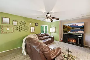 1769 Acreview Dr, Springfield Township, OH 45240 - Photo 10