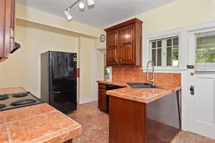 6225 Aspen Ave, Cincinnati, OH 45224 - Photo 24