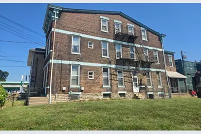 2962 Burlington Place, Cincinnati, OH 45225 - Photo 2