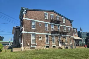 2962 Burlington Pl, Cincinnati, OH 45225 - Photo 2