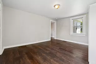 6212 Desmond St, Cincinnati, OH 45227 - Photo 8