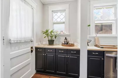 3615 Erie Avenue, Cincinnati, OH 45208 - Photo 28