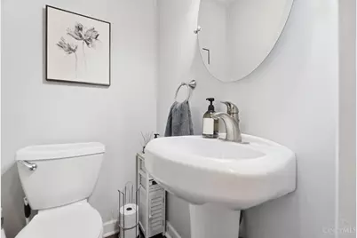 3615 Erie Avenue, Cincinnati, OH 45208 - Photo 30