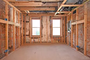 38 E Clifton Ave, Cincinnati, OH 45202 - Photo 12