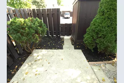 3370 Amberway Court, Colerain Township, OH 45251 - Photo 18