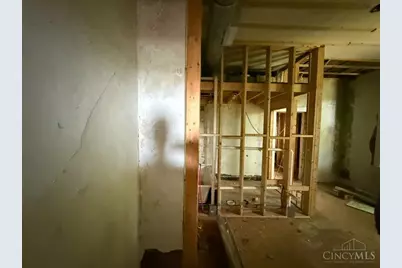 2450 River Road, Cincinnati, OH 45204 - Photo 8
