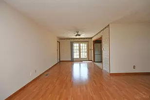 4007 Greatus Dr, Fairfield Township, OH 45011 - Photo 6