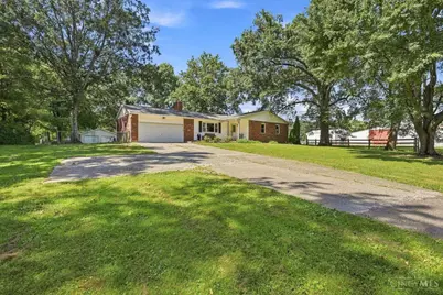 8757 Swigert Road, Hamilton Township, OH 45140 - Photo 2