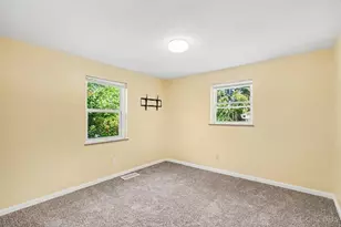 9512 Waxwing Dr, Blue Ash, OH 45241 - Photo 10