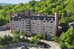 880 Rue De La Paix, Cincinnati, OH 45220 - Photo 2