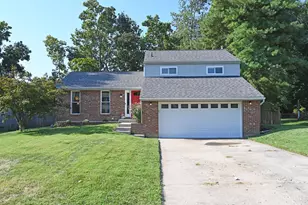 1243 Deblin Dr, Milford, OH 45150 - Photo 2