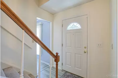 5653 Christine Drive, Fairfield, OH 45014 - Photo 4