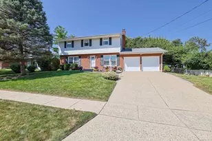 5653 Christine Dr, Fairfield, OH 45014 - Photo 2