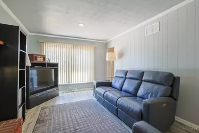 5653 Christine Drive, Fairfield, OH 45014 - Photo 8