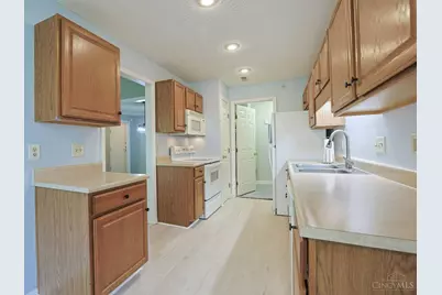 4921 N Arbor Woods Court #308, Green Township, OH 45248 - Photo 10