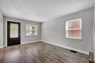 3676 Allview Cir, Cincinnati, OH 45238 - Photo 8