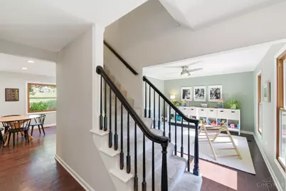 9985 Meadow Hills Drive, West Chester, OH 45241 - Photo 4