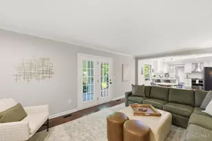 9985 Meadow Hills Dr, West Chester, OH 45241 - Photo 16