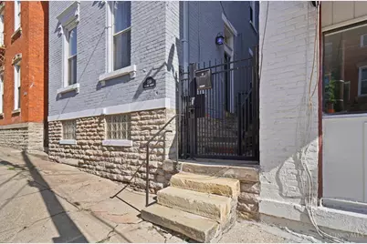 558 Milton Street, Cincinnati, OH 45202 - Photo 4
