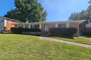 1087 Hearthstone Dr, Springfield Township, OH 45231 - Photo 1