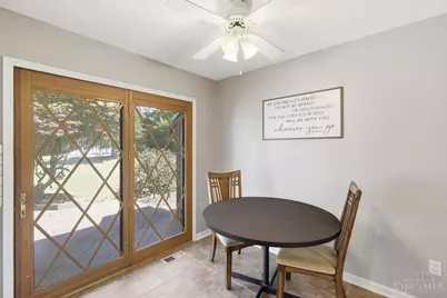 11809 Cloverlick Drive, Clark Township, OH 45106 - Photo 18