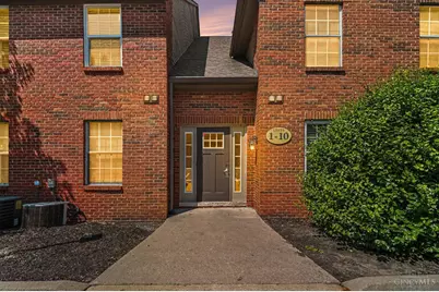 10555 Montgomery Road #4, Montgomery, OH 45242 - Photo 1