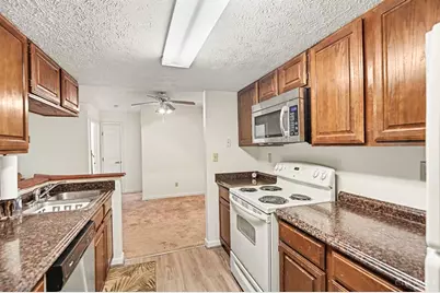 10555 Montgomery Road #4, Montgomery, OH 45242 - Photo 6