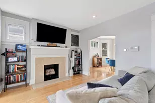 2527 Ridgeland Pl, Cincinnati, OH 45212 - Photo 8