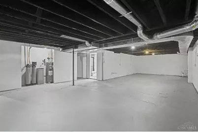 8609 Butler Warren Road, West Chester, OH 45069 - Photo 28