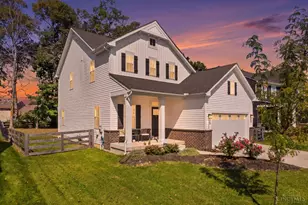 3889 Rosewood Dr, Batavia Township, OH 45102 - Photo 2