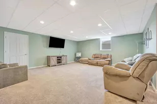 2086 Little Turtle Ct, Ross Township, OH 45013 - Photo 6